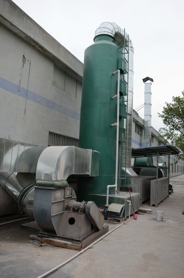 
为东莞市科杰实业有限公司设计安装喷漆废气治理工程